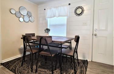 Dock House, Close to Camp Lejeune, water access, DOCK, king bed - Foto 32