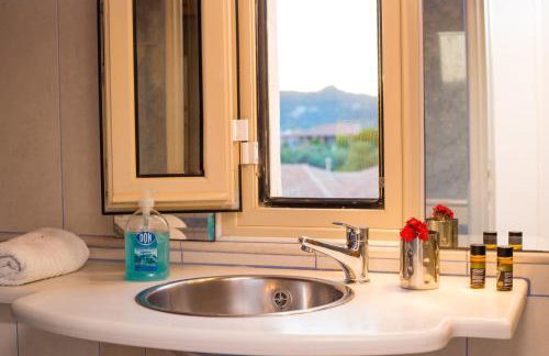 Salty Breeze - Photo 18