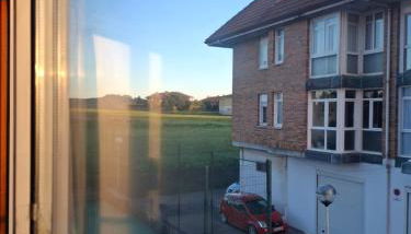 Alojamiento AJO con piscina y tenis - Ajo Palace - Foto 5