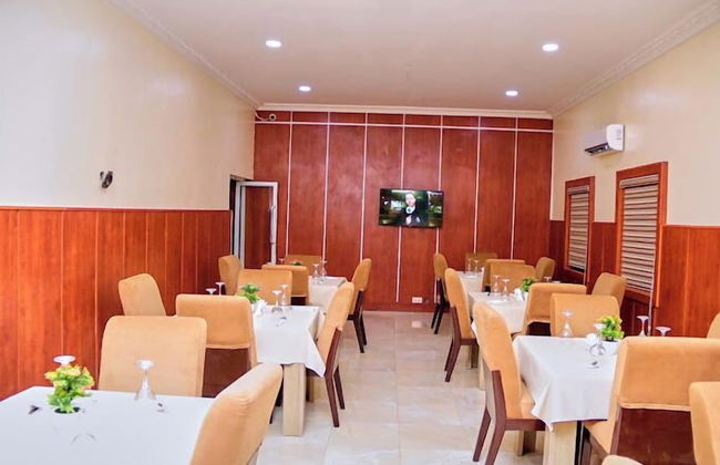 Immaculate Hotel Apartment And Suites - Foto 26