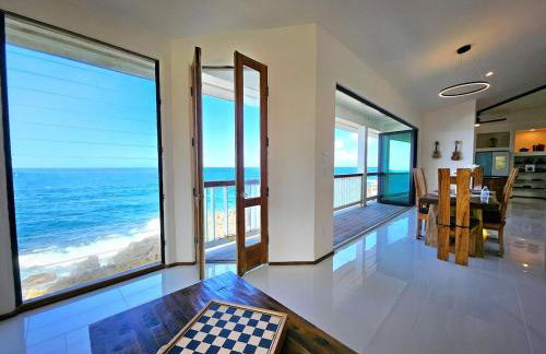 Breathtaking Oceanfront Home on Lava Rock Beach - Photo 34