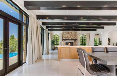 Summitridge Bev Hills Villa with Pool, Spa, Roof Deck - Foto 25