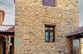 Lithia s Stonehouse. Το πέτρινο στη Λιθιά - Καστοριά - Foto 10