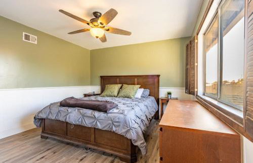 Spacious 4BR Retreat near Disneyland & Beaches - Foto 6