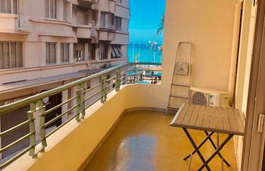 City center cute flat with sea view one bedroom - Photo 4