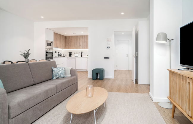 Limehome Barcelona Plaça Pirineus - Foto 37