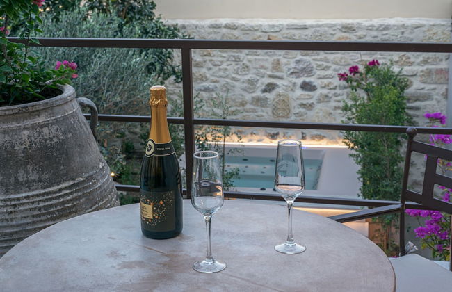 Inotropes Boutique Suites - Adults Only - Photo 73