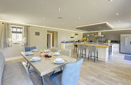 The Gate House - Photo 9