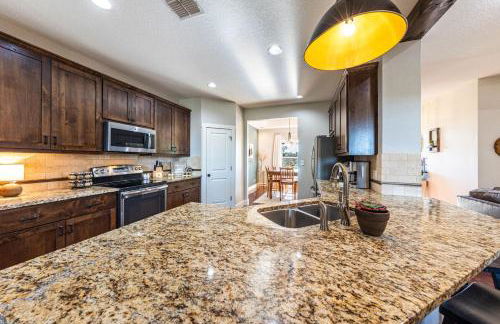 Hilltop Hideaway-Rest, Relax, Reconnect! - Foto 38