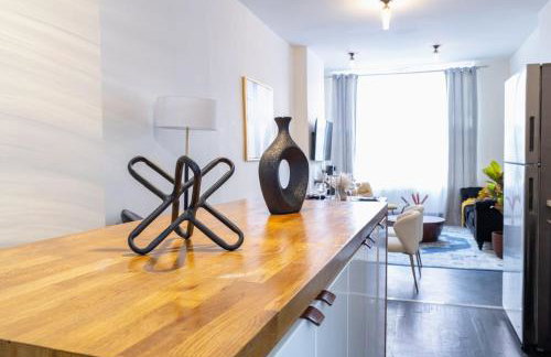 E10-1 Designer East Village Townhouse 1BR - Foto 38