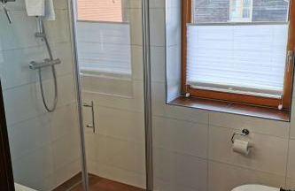 Apartment mit komplett eingerichteter Küchenzeile im Wohnraum by Interhome - Foto 30