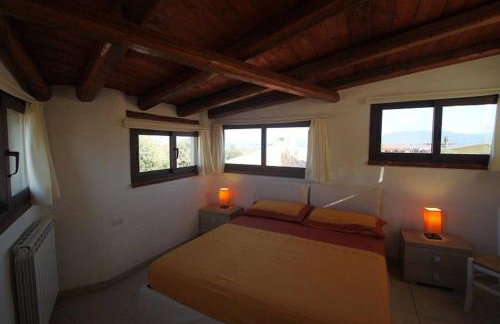 VILLA GILDA CON DEPANDACE PISCINA e GIARDINO - Photo 3