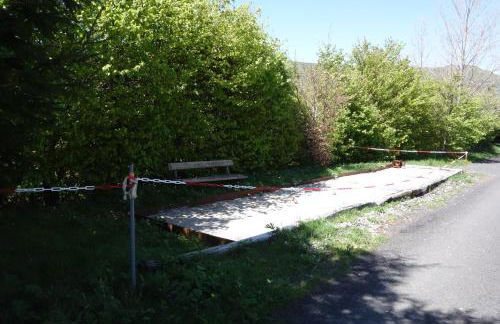 Farmhouse with mountain view - Photo 24