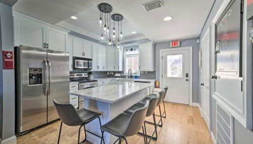 Modern Retreat about half Mi to Bryant-Denny Stadium - Photo 2