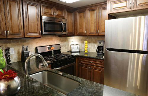 Luxurious 2 Bedroom Condo Shortest Walk To Disney - Foto 2