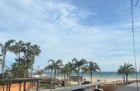 A primera línea de playa - Foto 1