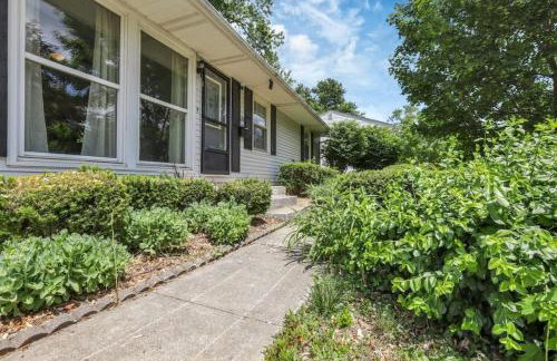 Housepitality - Electric Ave - 3 BDR and Hot Tub - Foto 7