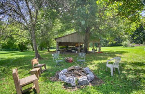 Riverfront Home (Apartment and Bar) - Foto 4