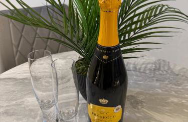 Cedar Barn - Nantwich, with Hot Tub - Foto 8