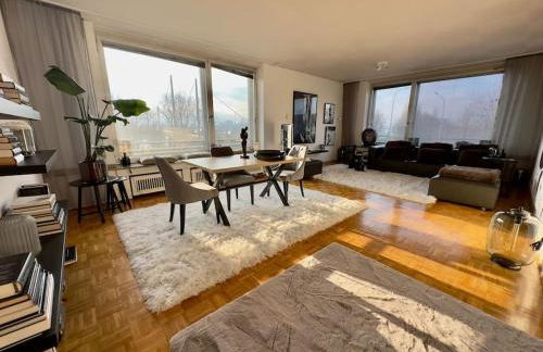 Exklusiver Rheinblick Messe Parken 5 Zimmer, 12 Personen - Foto 1