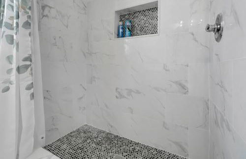 Midnight Mocha your dreamy gateway near downtown - Foto 26