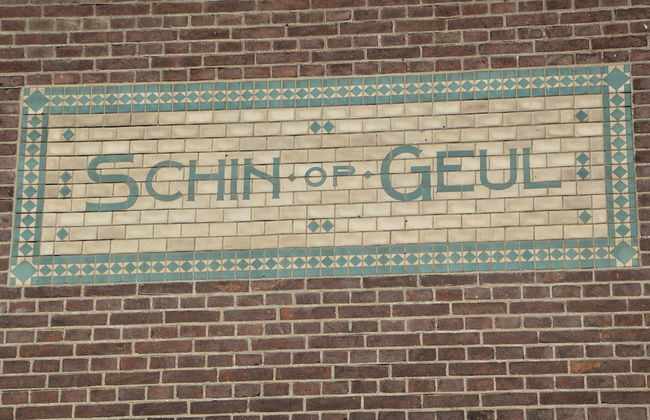 Snug Apartment in Schin op Geul Near Public Pool - Photo 70