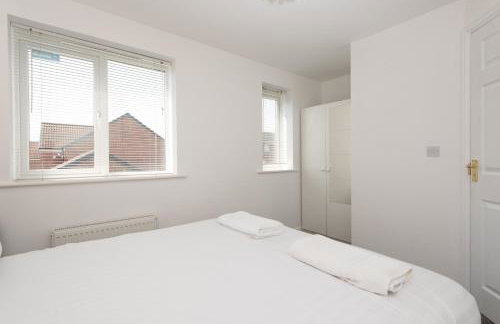 Thinford View 4 bed, 2bath, Parking, Garage - Foto 3