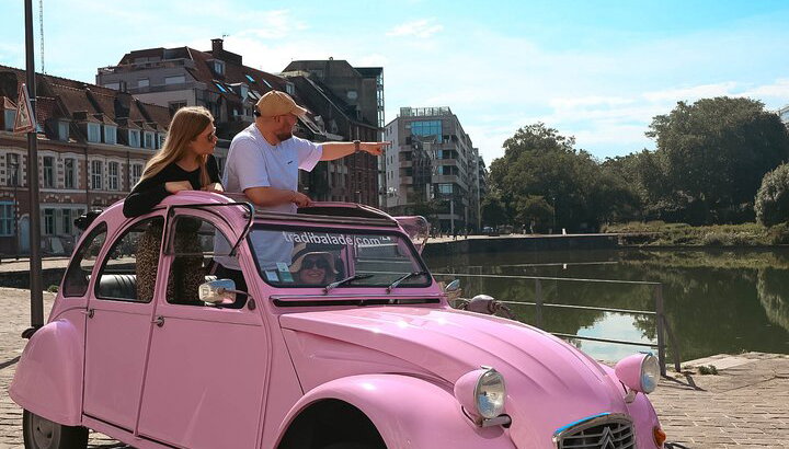 Excursão privada de 1 hora em Lille em conversível 2CV com degustação de produtos locais - Foto 1, Visite Lille por 2cv