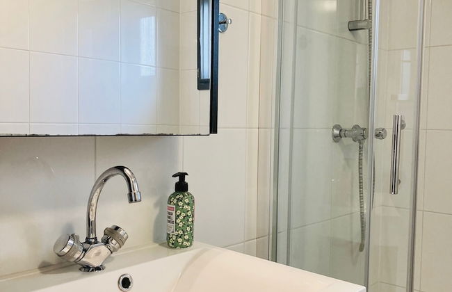 Chalet Gaby With Sauna, Private Dock, and Canoes at Lauwersmeer - Foto 12