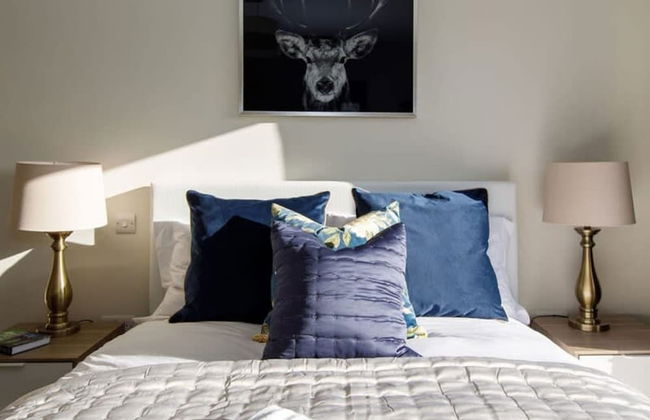 Serene Riverside 6BR Luxury Retreat in Curdridge - Photo 30