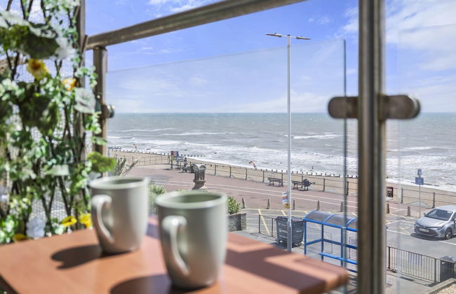 Beachfront Apartment With Sea View By My Getaways - Foto 17