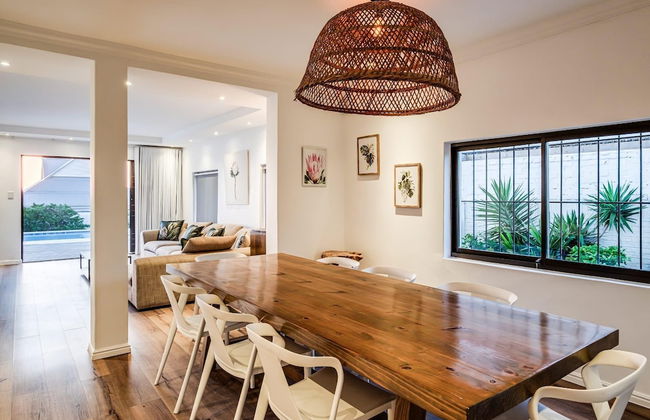 Stylish Holiday Home With Private Pool Ocean Views Jumeirah Blue - Photo 22