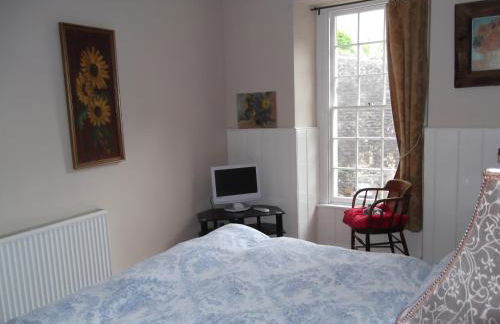 Manor House Annex - Sleeps up to 6 People - Photo 35