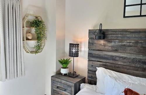 The Grizz AC Pool Sauna Gym Near Resort - Photo 24