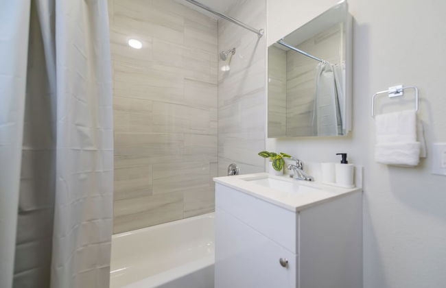 Amazing Experience in Calle Ocho - Photo 45