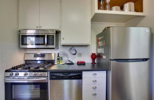 Charming Spring Valley Retreat with Private Pool! - Foto 11