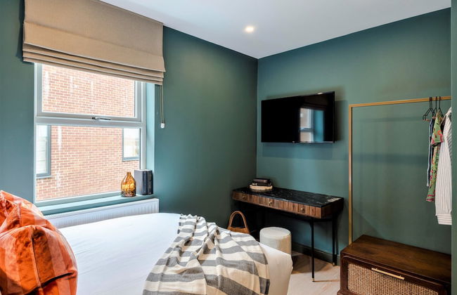 Your Apartment Shepherd's Bush - Photo 25