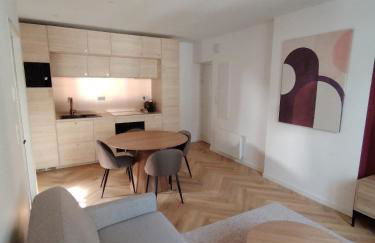 Le Gally 40m2 Cœur de ville avec garage! - Photo 2