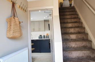 Spacious 4 Bed House Sleeps 6 Parking Garden in Loughborough - Foto 52