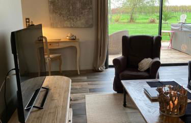 La Longère de Chillac campagne chic jacuzzi - Foto 13