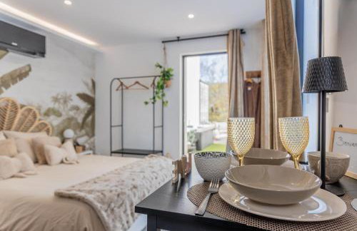 Le Chêne Doré Appartement cosy Jacuzzi Privé accès à pieds centre touristique - Foto 2