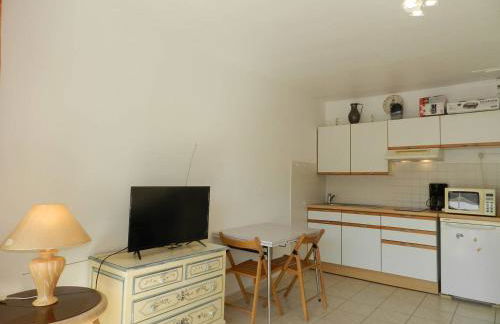 BO100-E40 Appartement 2 pièces 4 couchages BORMES LES MIMOSAS - Foto 13