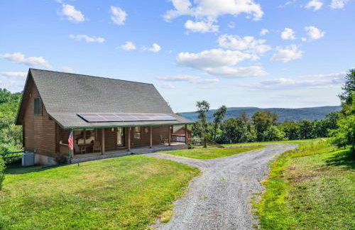 Mountain Escape on 6 acres w Hot Tub & Privacy - Foto 70