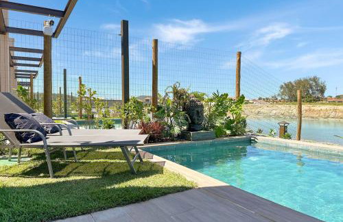 Ofurô - 5 Suítes - Piscina Aquecida - Marina - Condomínio - Foto 55