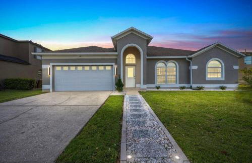 Vacation Sunset Home with Private Pool and Grill 5390 - Photo 1