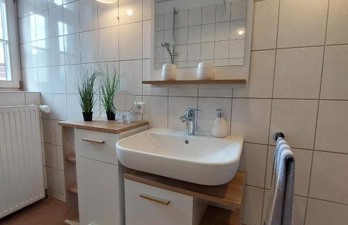 Gästeliebling, Apartment Piepmäker mit Parkplatz und Terrasse, Bahnhof fußläufig - Photo 23