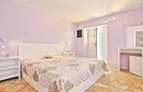 Villa Regina: Above Agni, superb views and pool - Photo 24