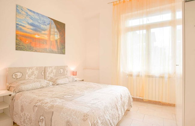 Villa in Italy With Private Garden Retreat - Foto 8