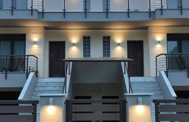 Sunny Siviri - Foto 1