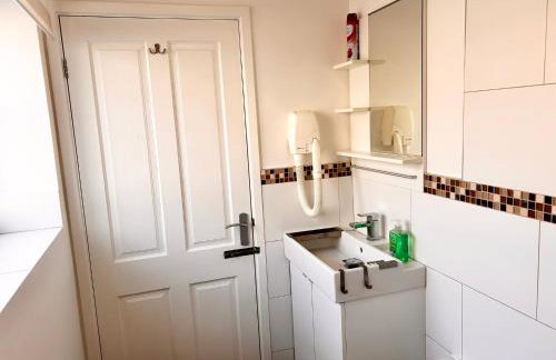 Wonky Cottage - Foto 11